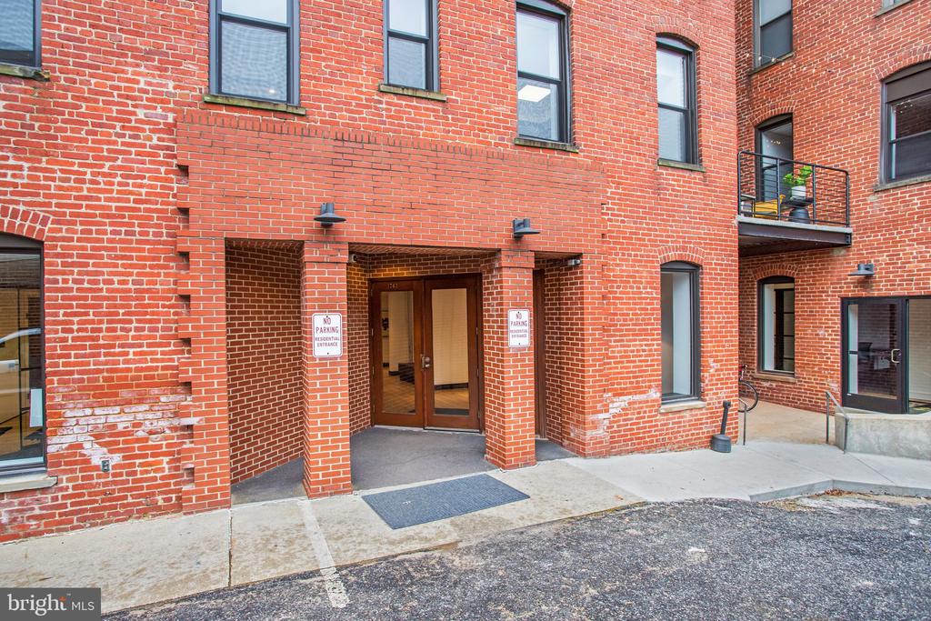 1763 Columbia Rd NW #506