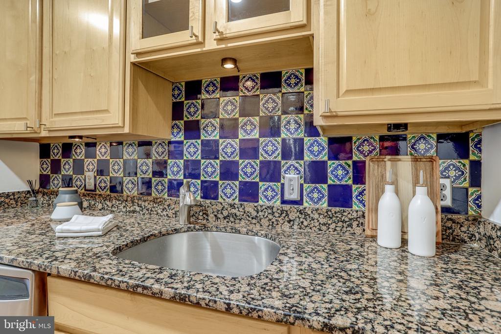 1763 Columbia Rd NW #506
