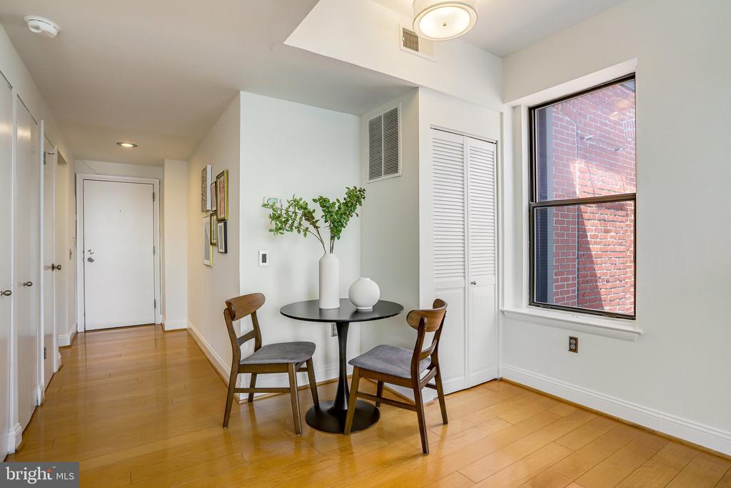 1763 Columbia Rd NW #506