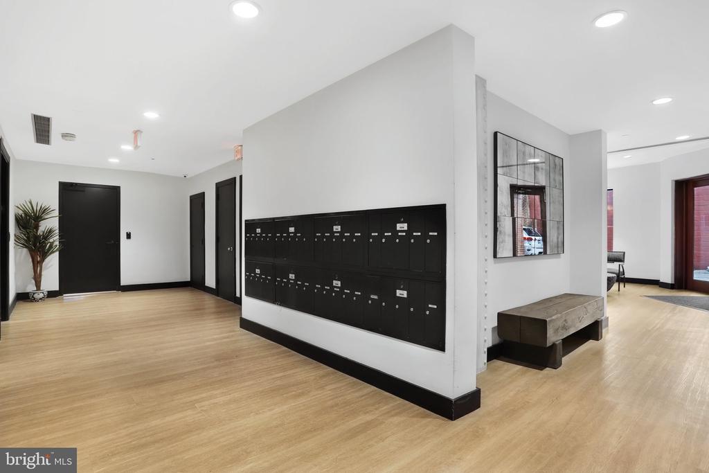 1763 Columbia Rd NW #506