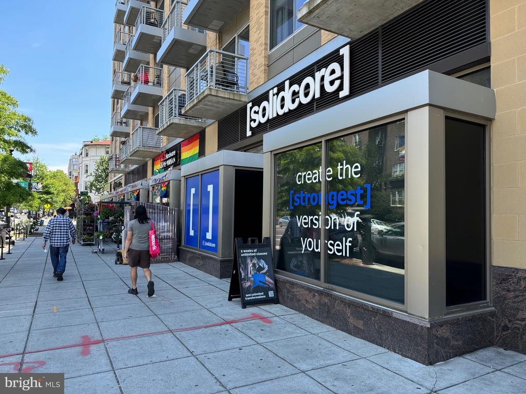 1763 Columbia Rd NW #506