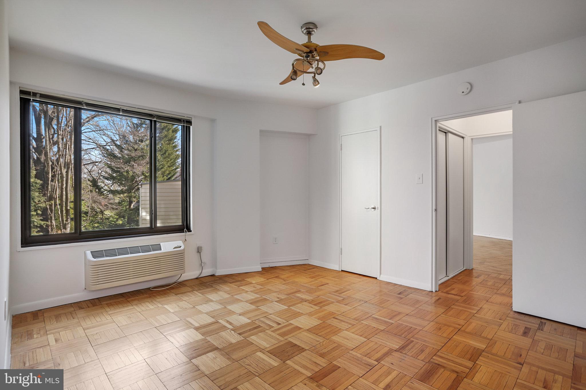 3601 Wisconsin Ave NW #206