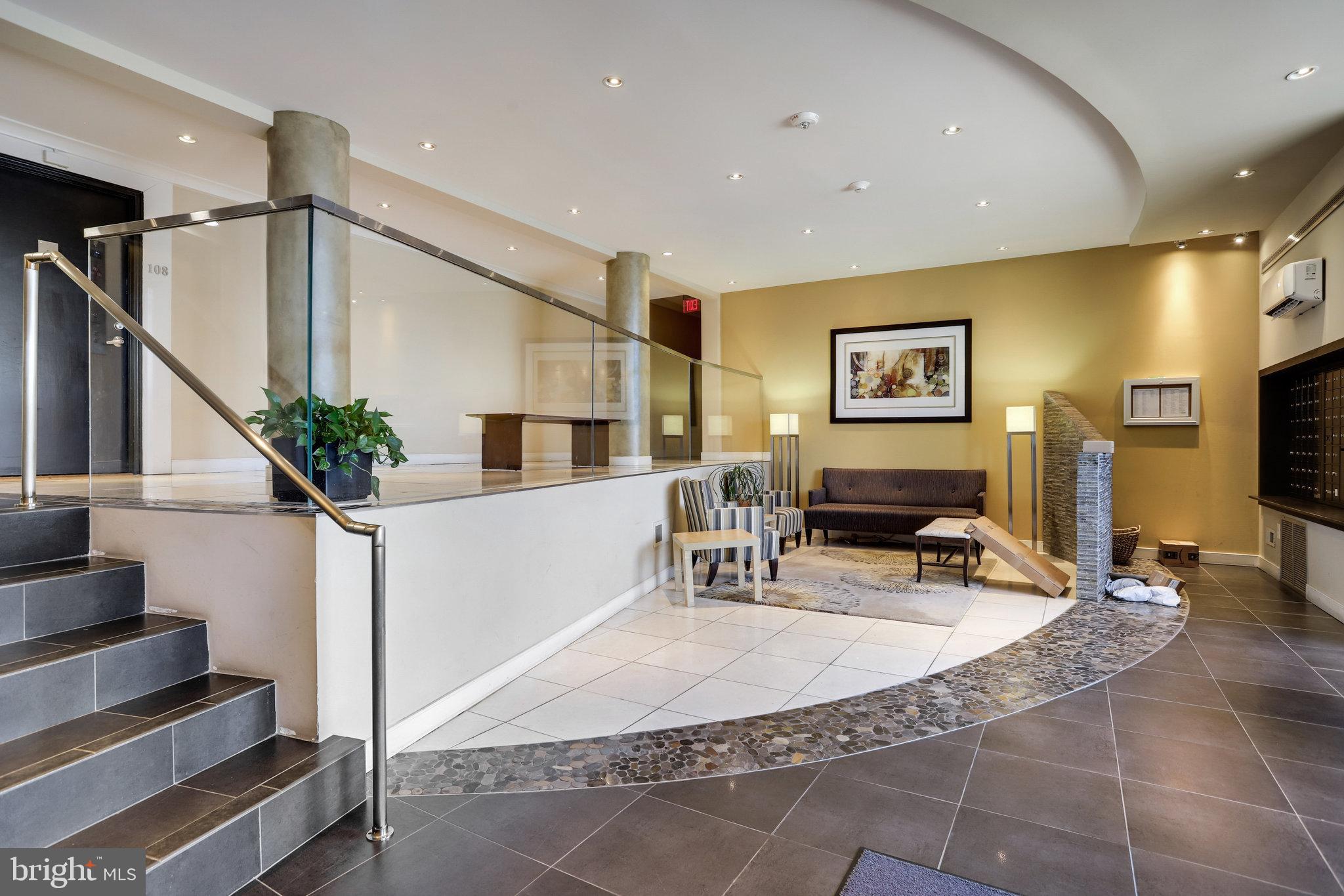 3601 Wisconsin Ave NW #206