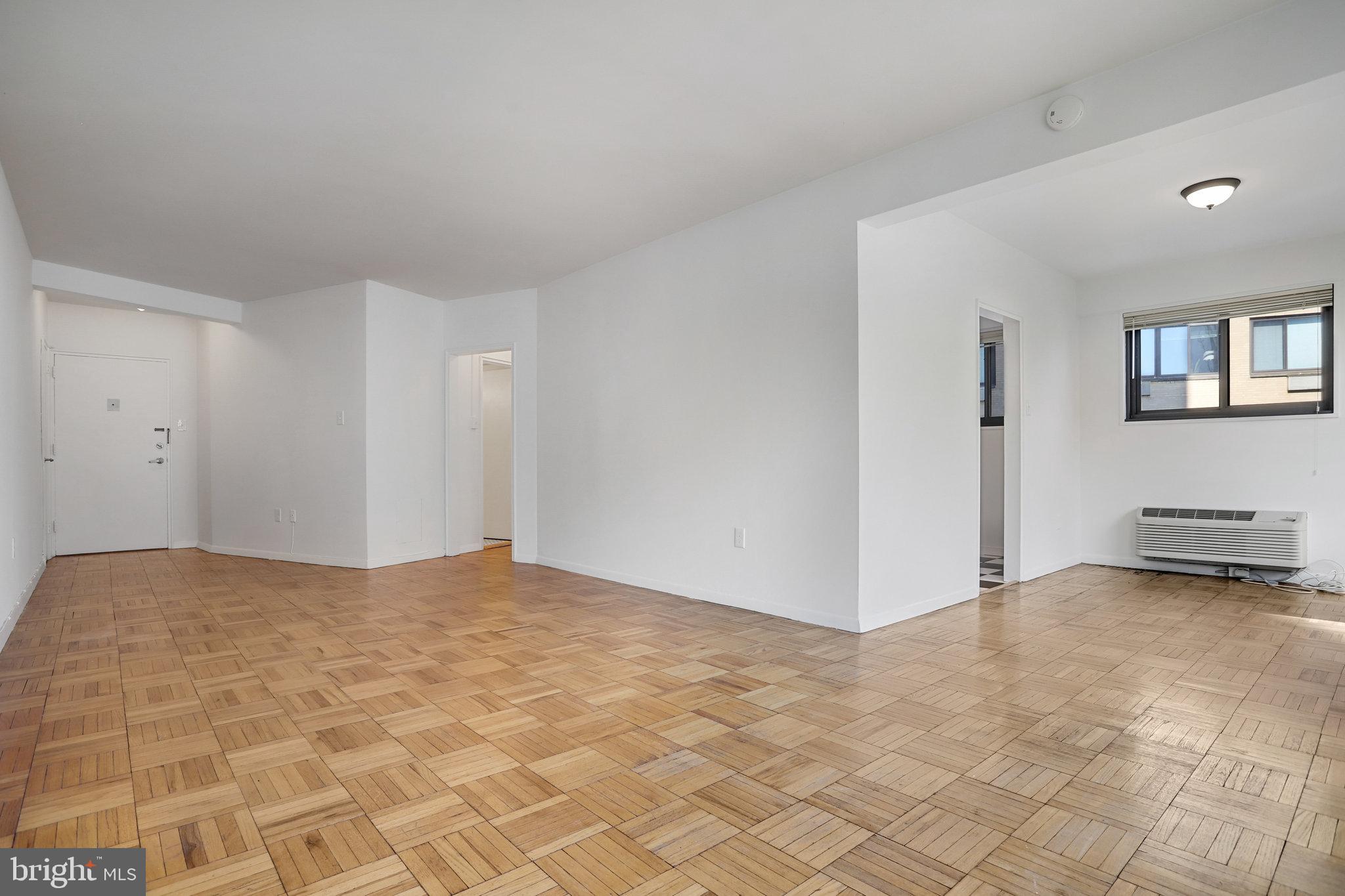 3601 Wisconsin Ave NW #206