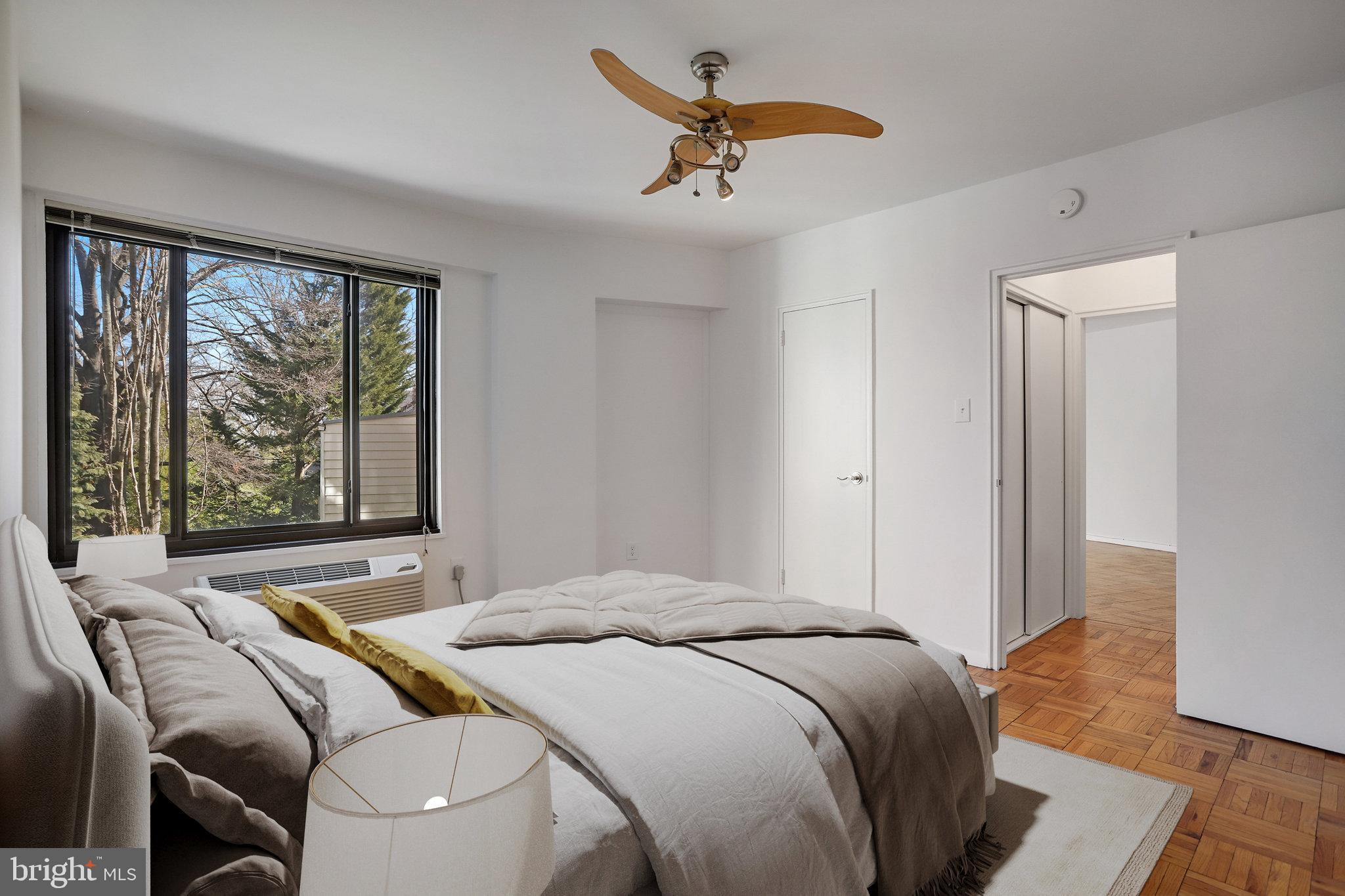 3601 Wisconsin Ave NW #206