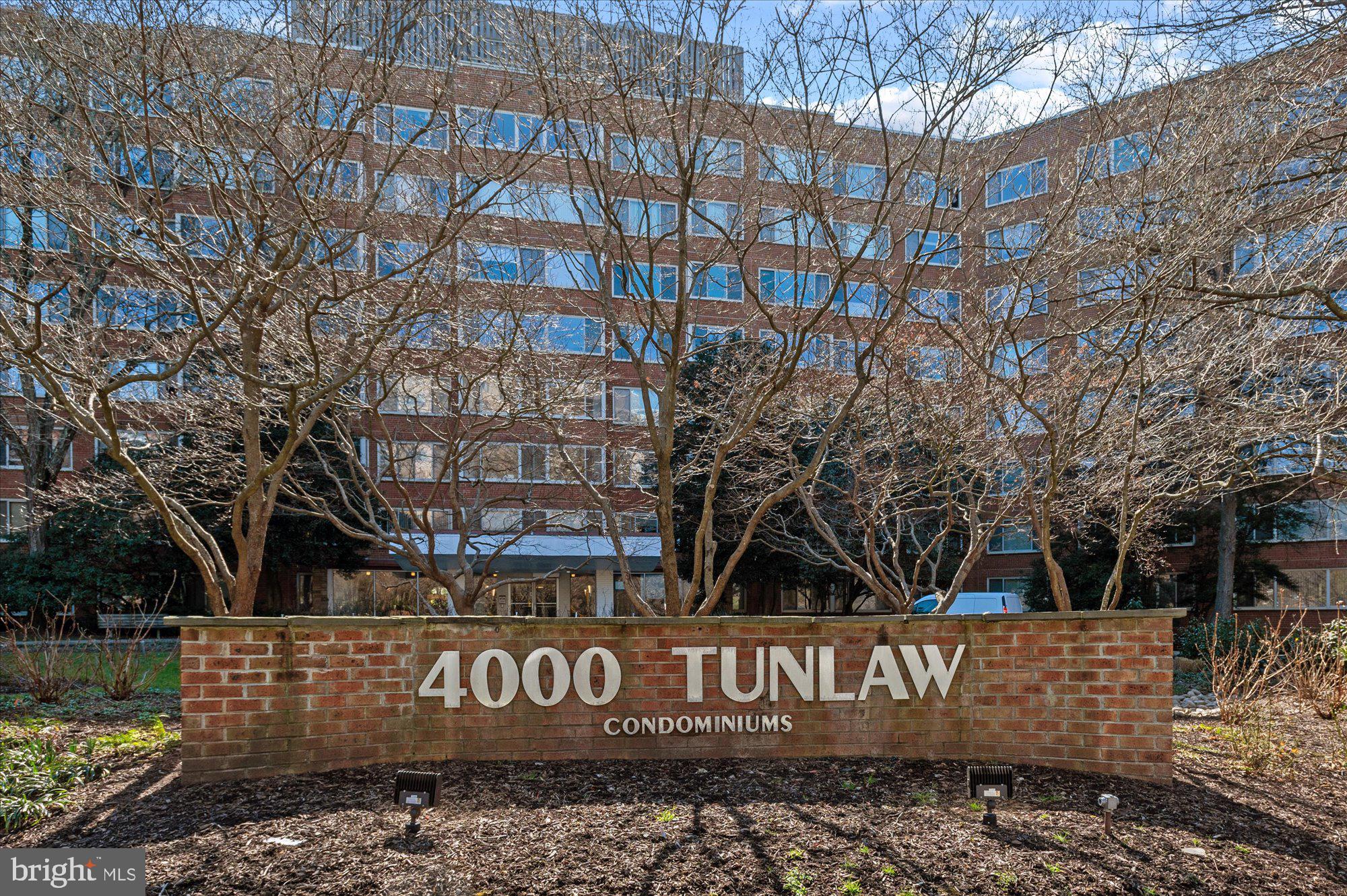 4000 Tunlaw Rd NW #118