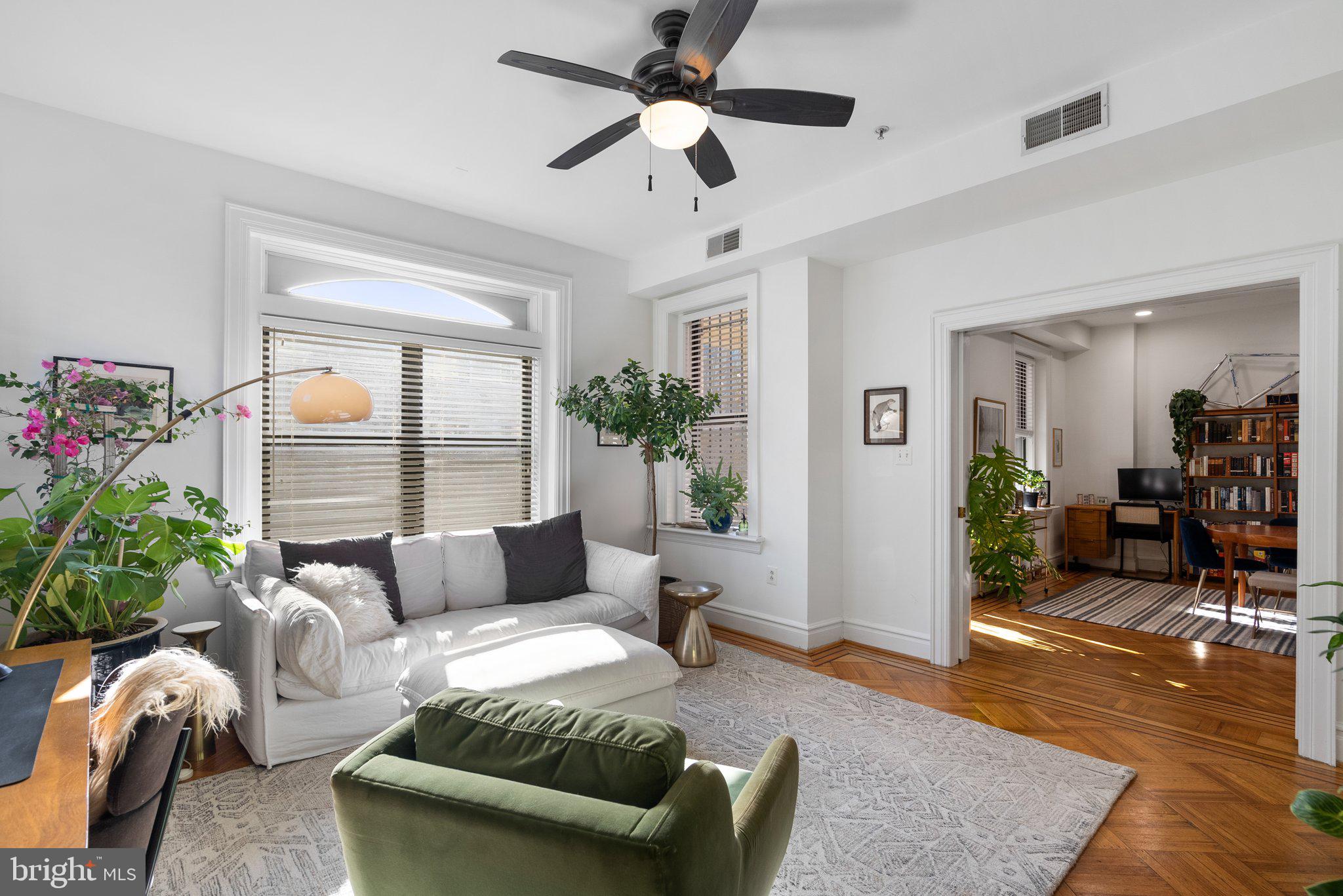 1419 Clifton St NW #102