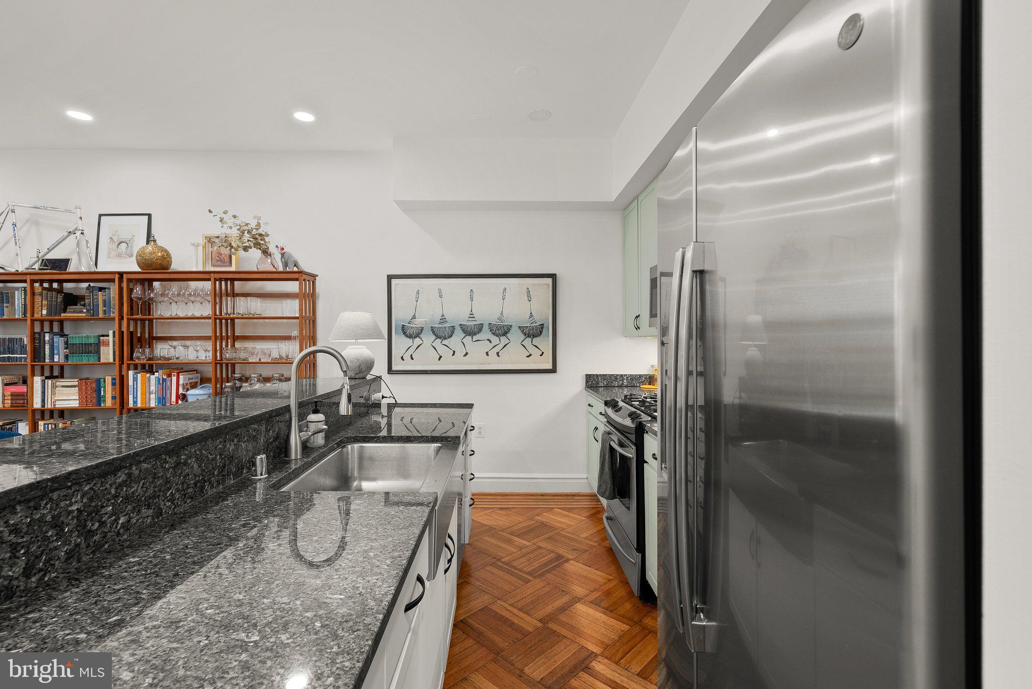 1419 Clifton St NW #102