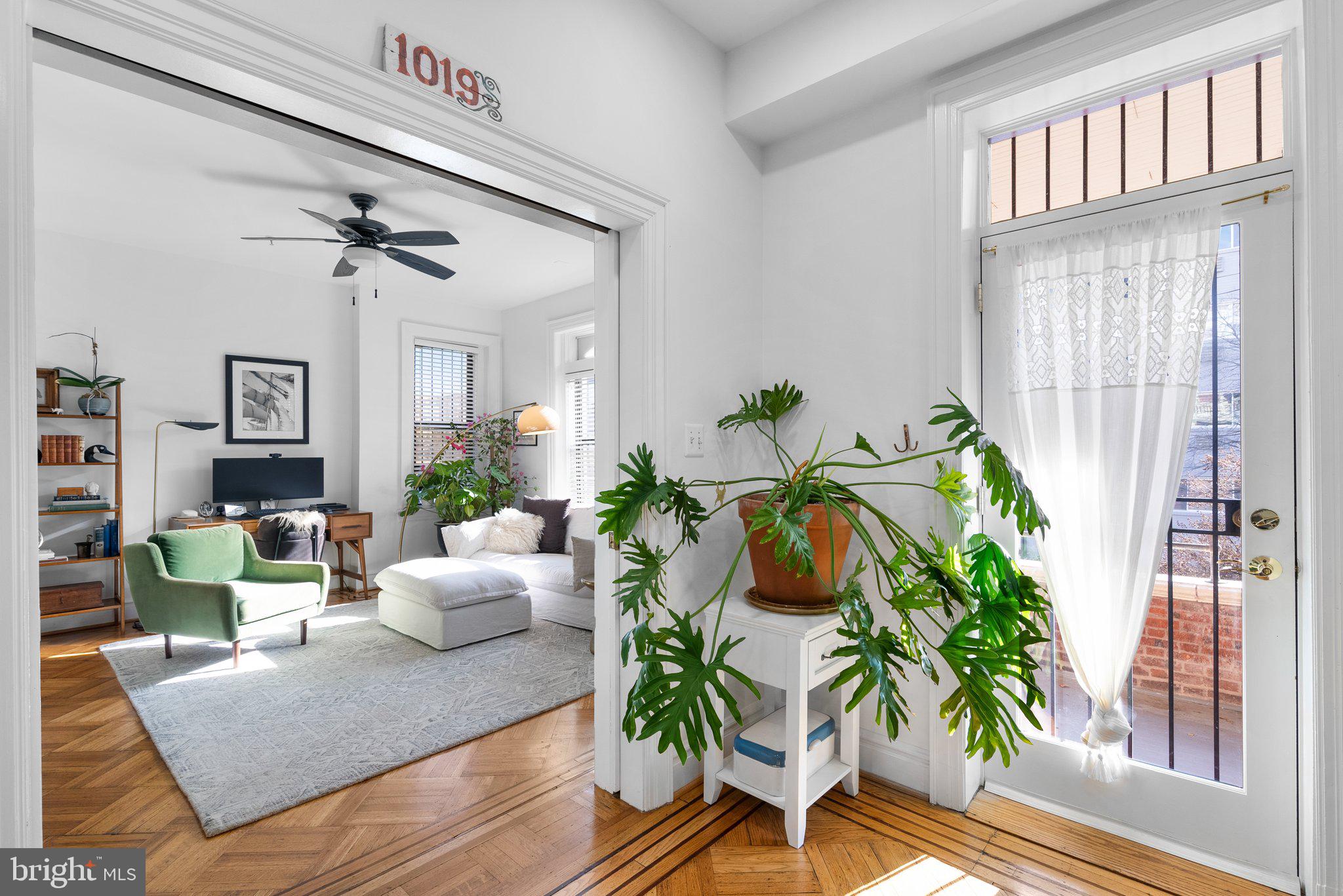 1419 Clifton St NW #102