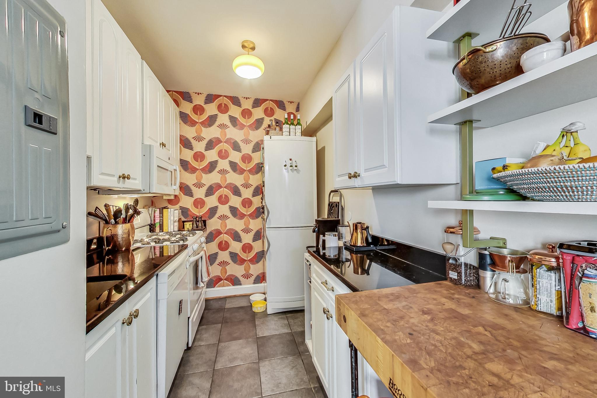 3100 Wisconsin Ave NW #403