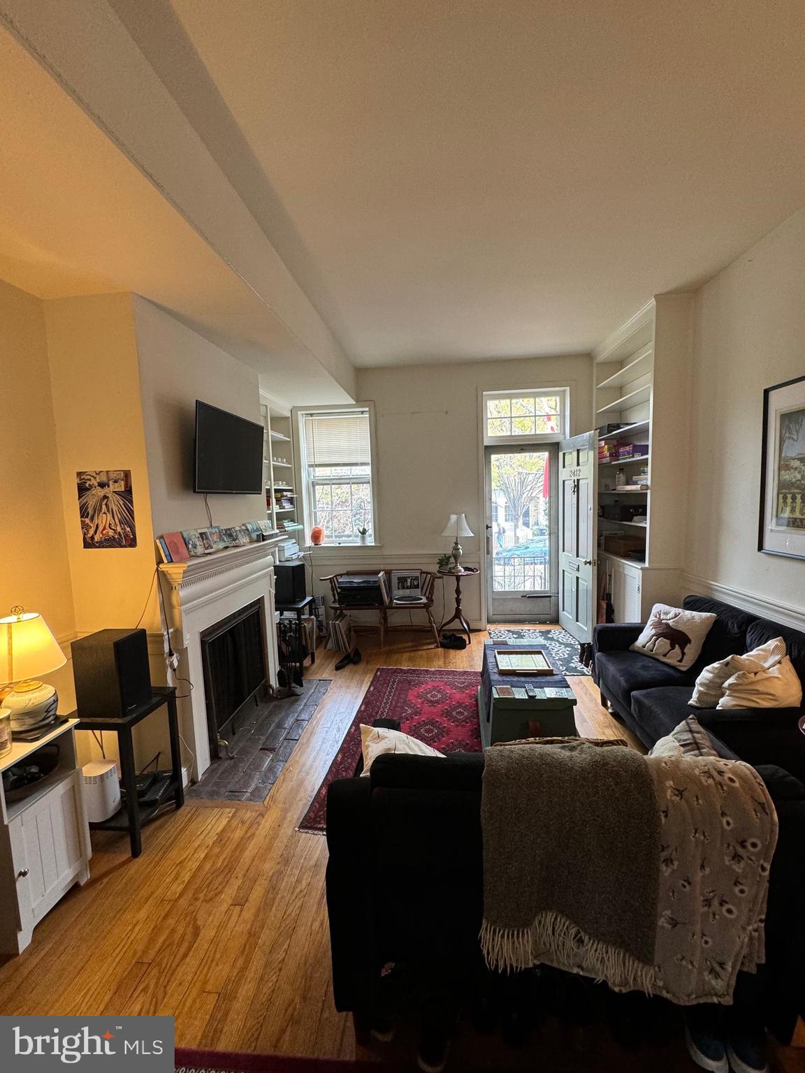 2412 I St NW