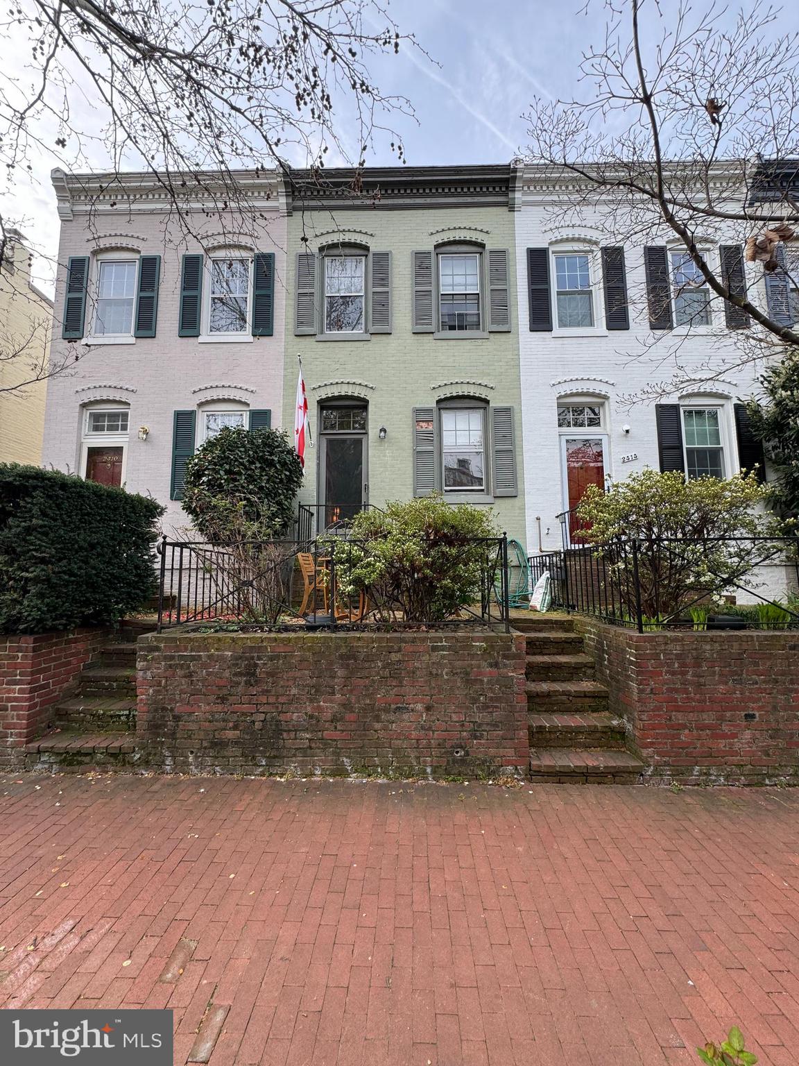 2412 I St NW