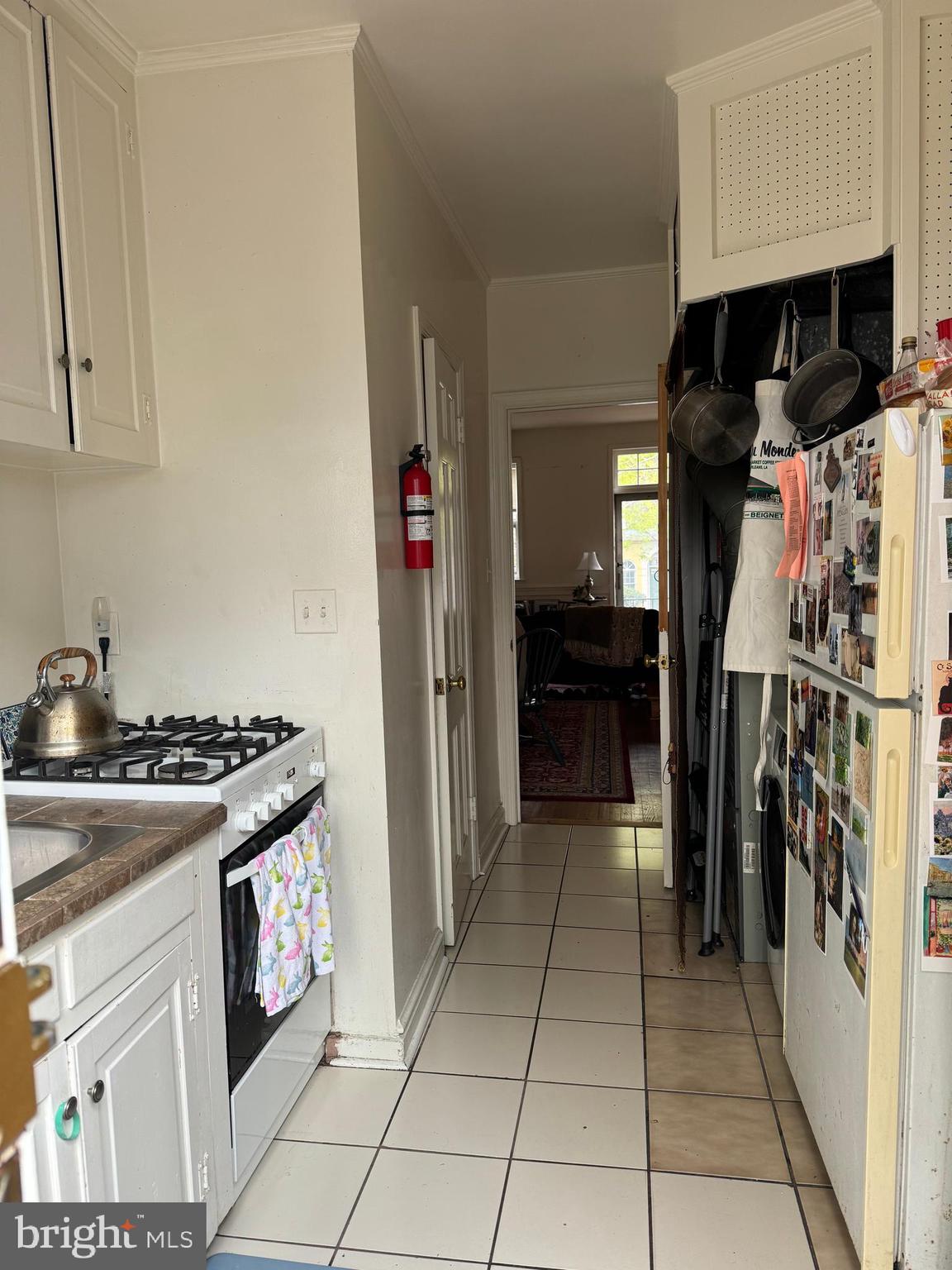 2412 I St NW