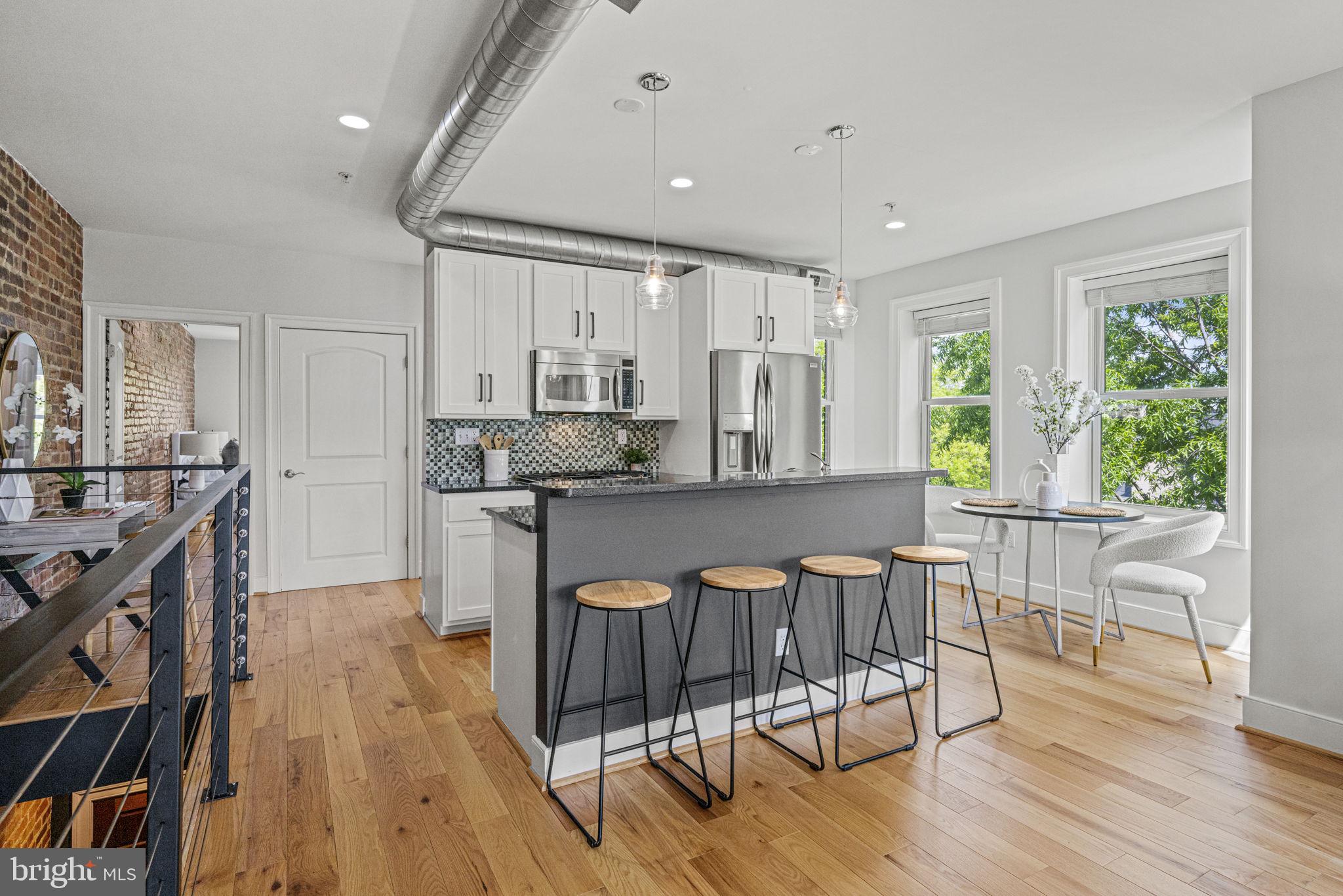 1200 Euclid St NW #4