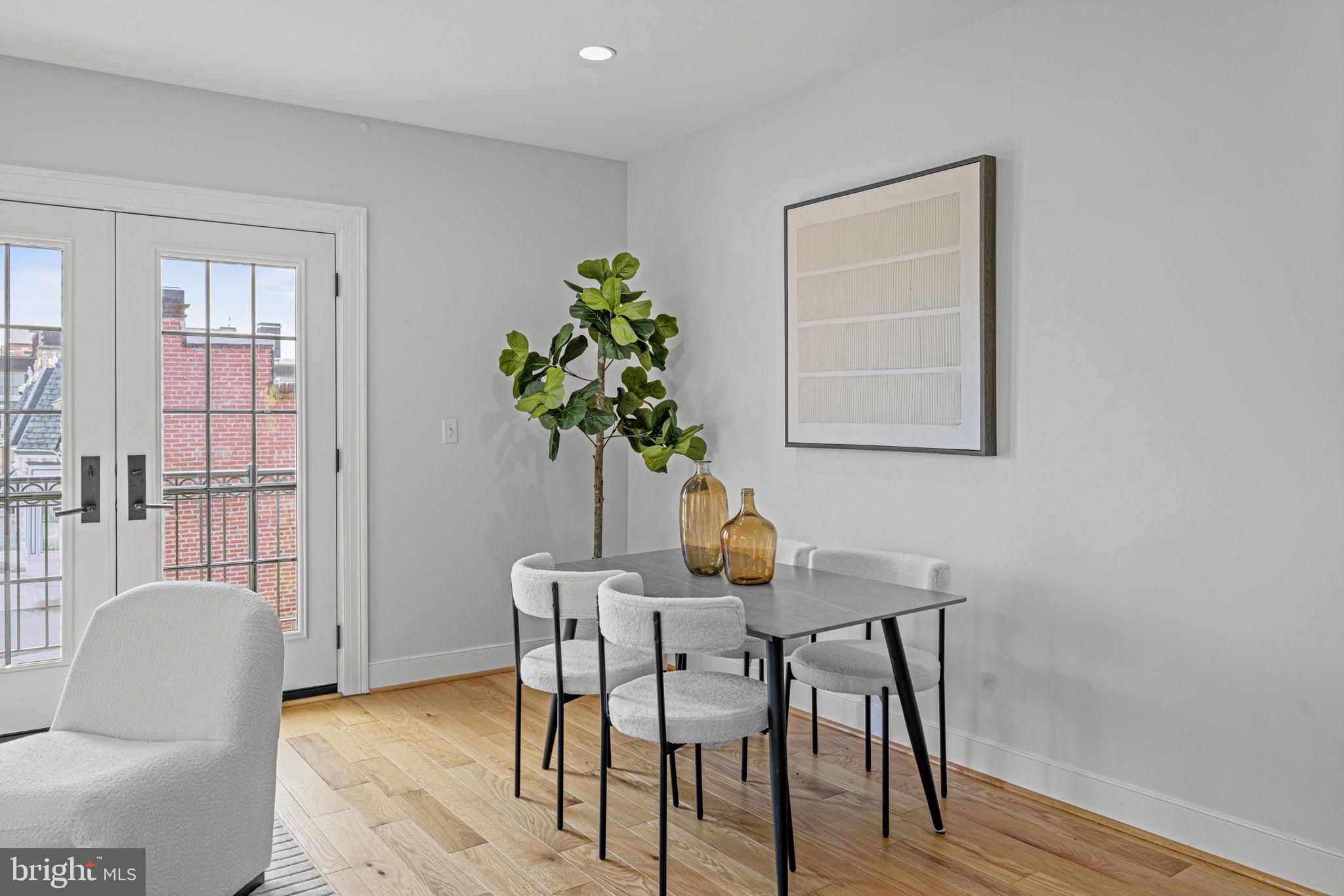1200 Euclid St NW #4