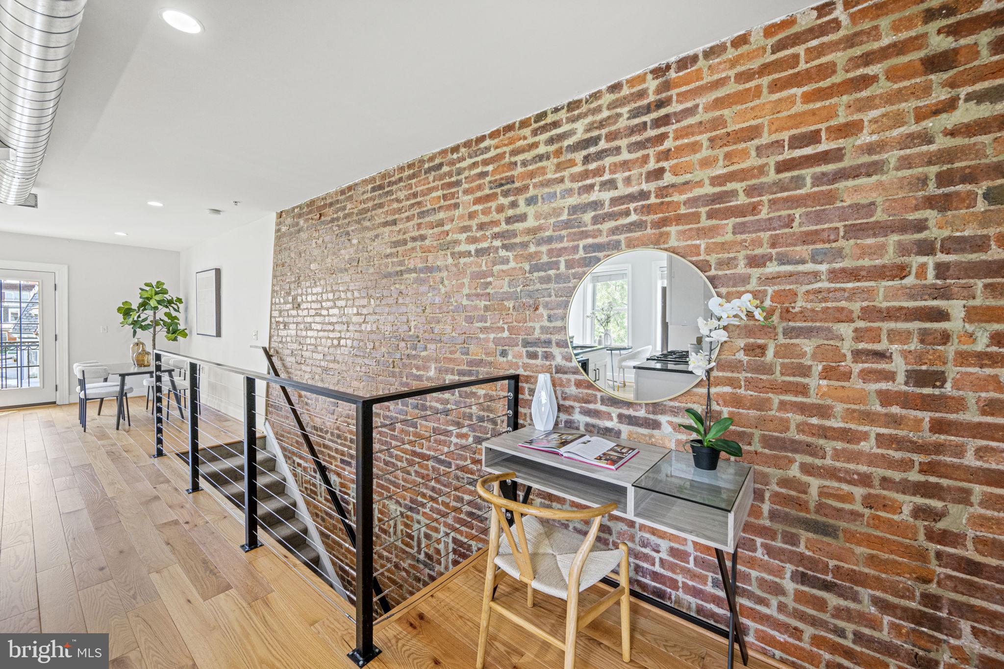 1200 Euclid St NW #4