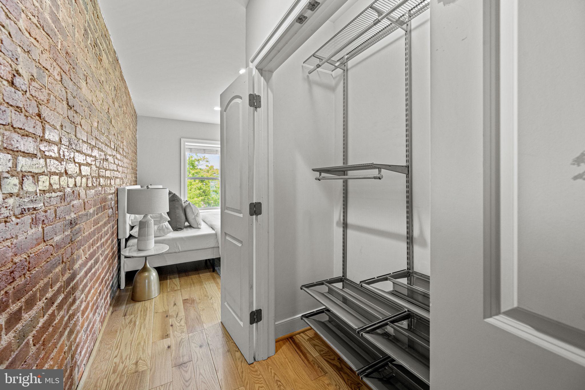 1200 Euclid St NW #4
