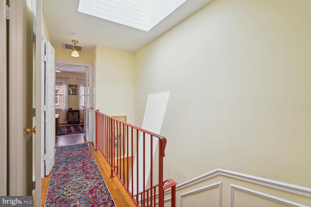 1664 Euclid St NW #B