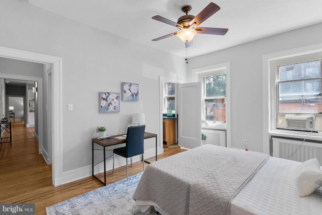 1734 P St NW #6