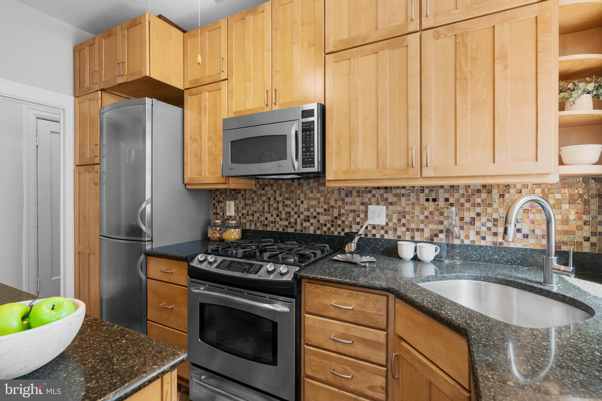 1734 P St NW #6