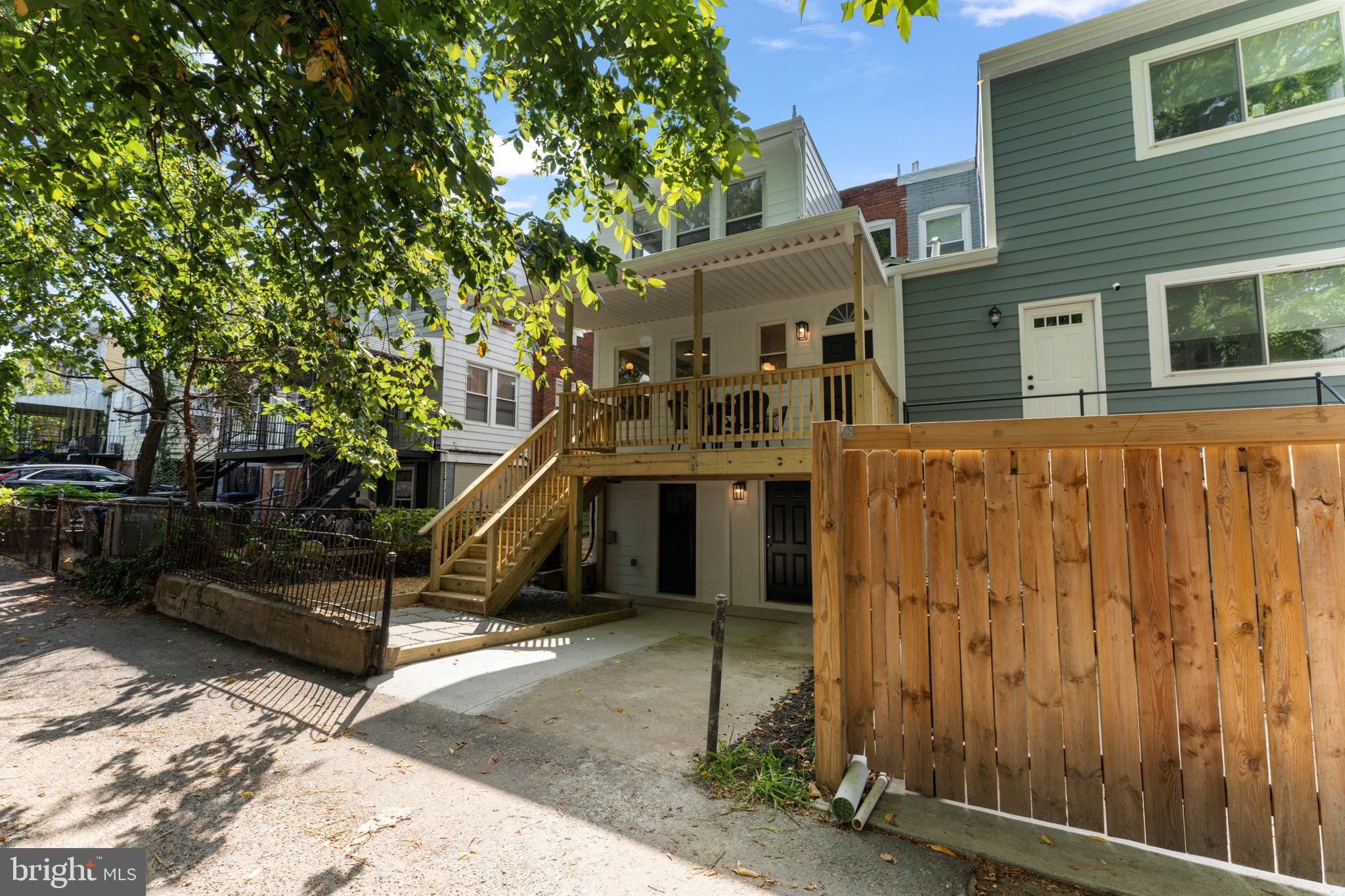 6221 12th St NW