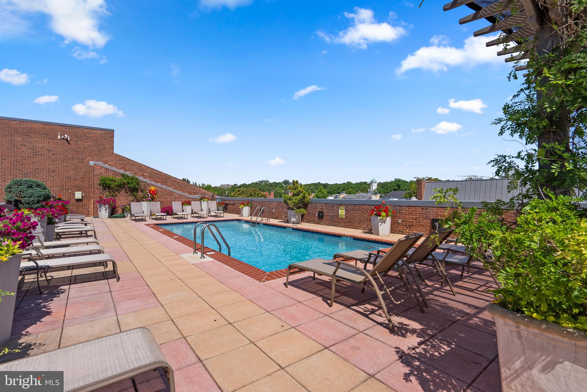 3251 Prospect St NW #309