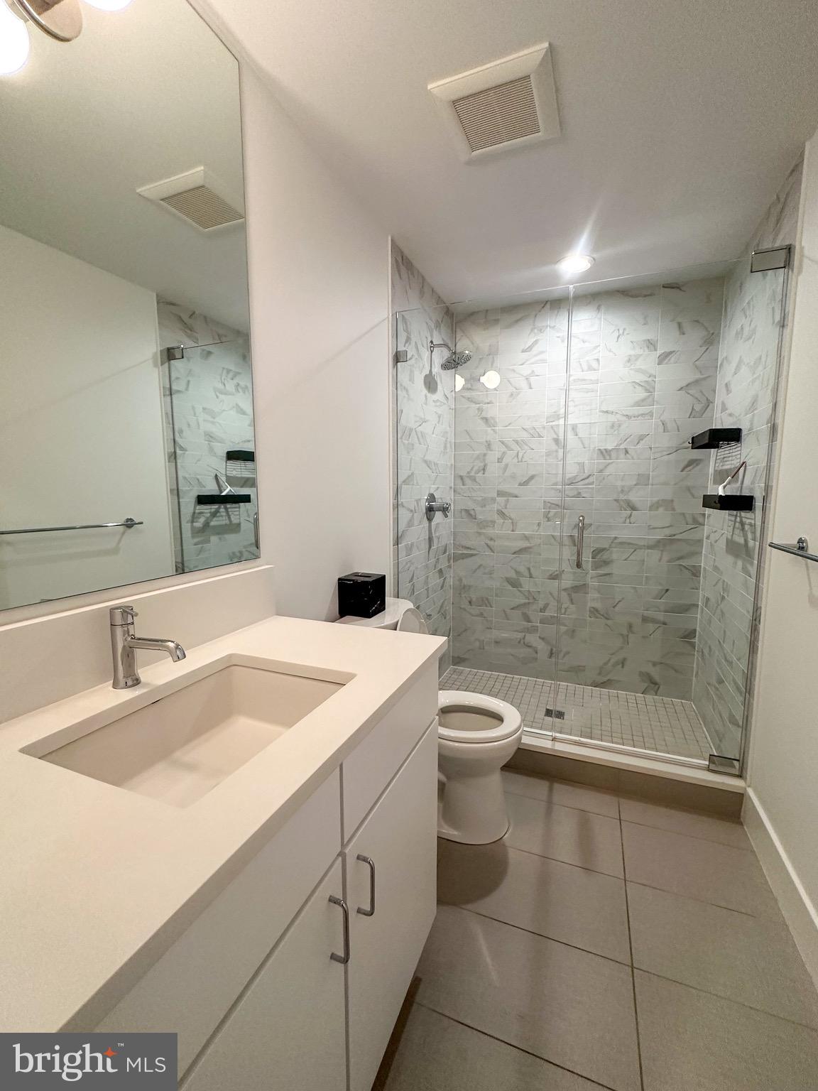 2217 40TH PL NW #101