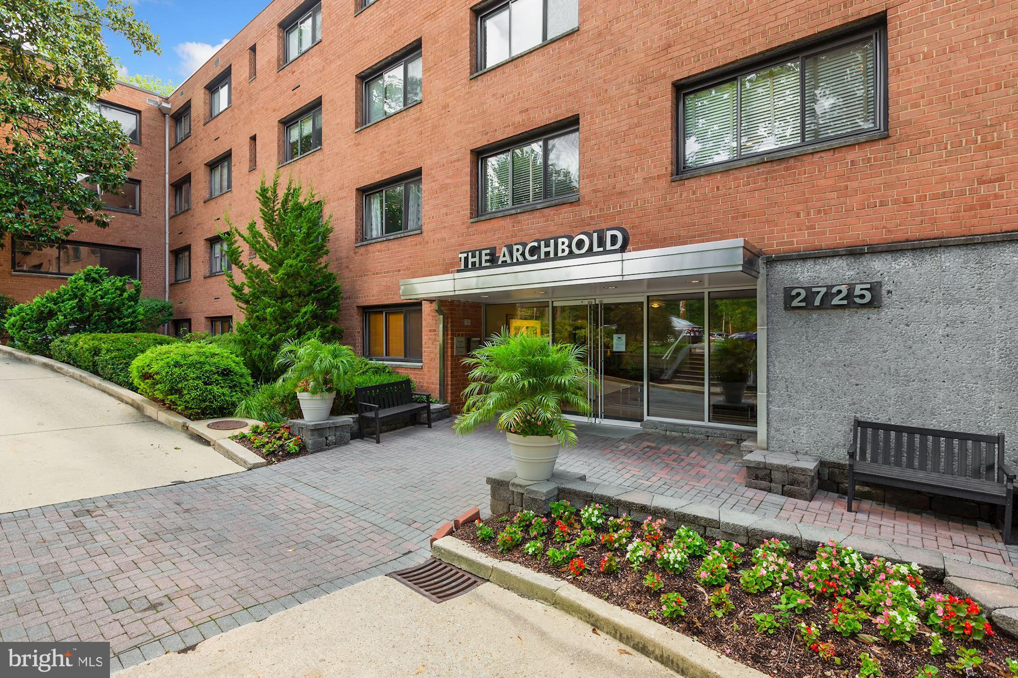 2725 39th St NW #206