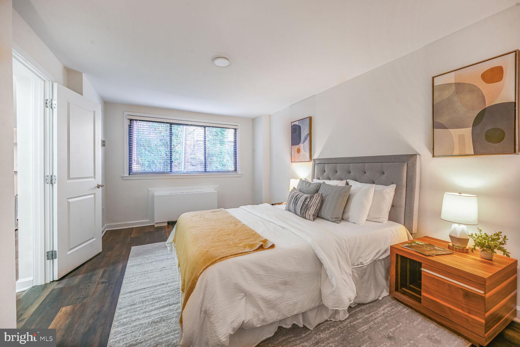 2725 39th St NW #206