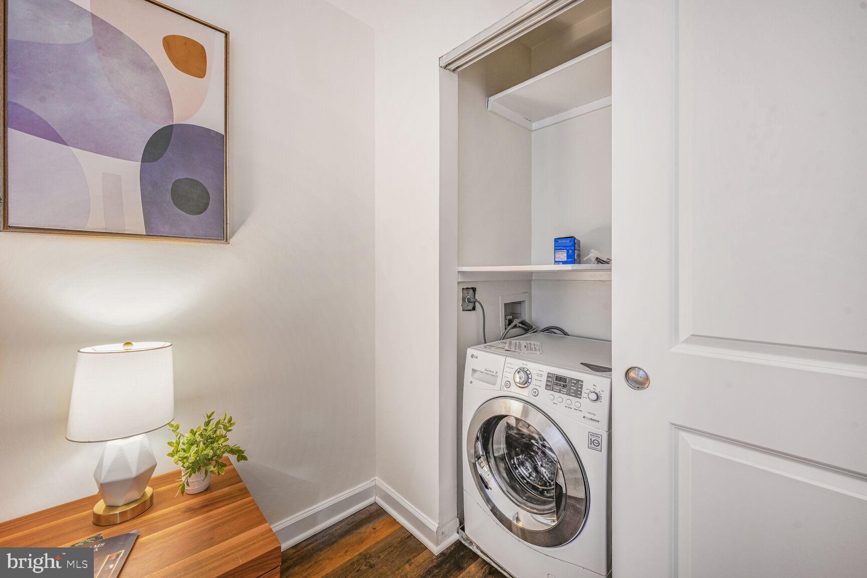 2725 39th St NW #206