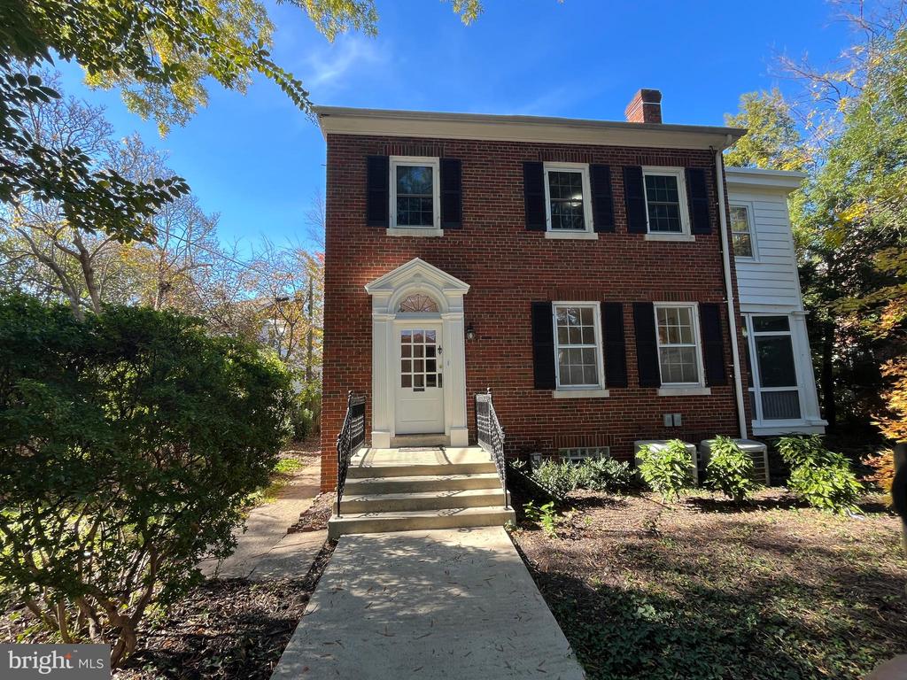 5316 Reno Rd NW
