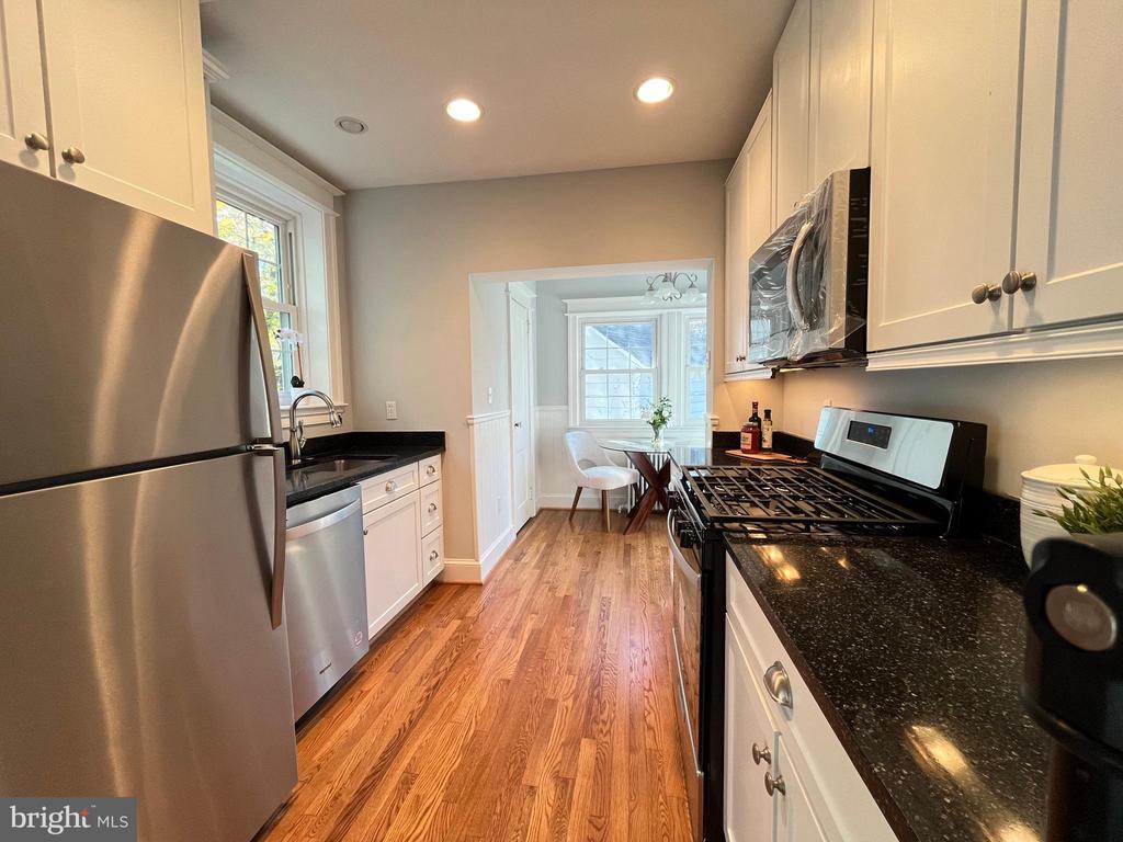 5316 Reno Rd NW