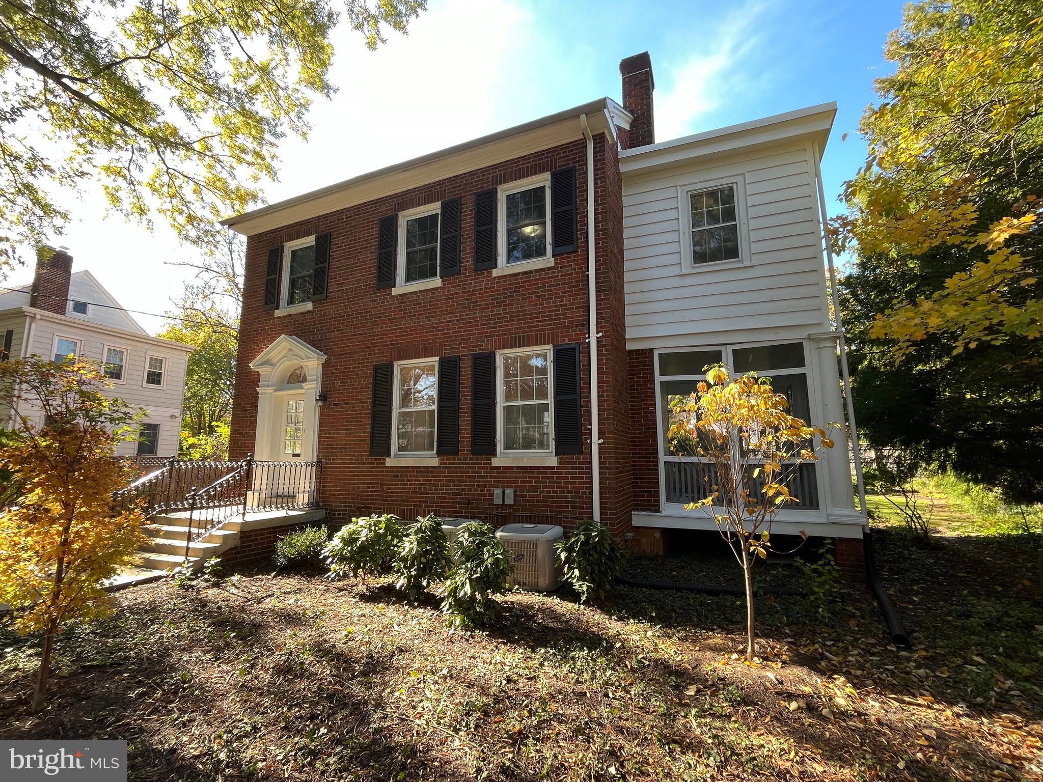 5316 Reno Rd NW