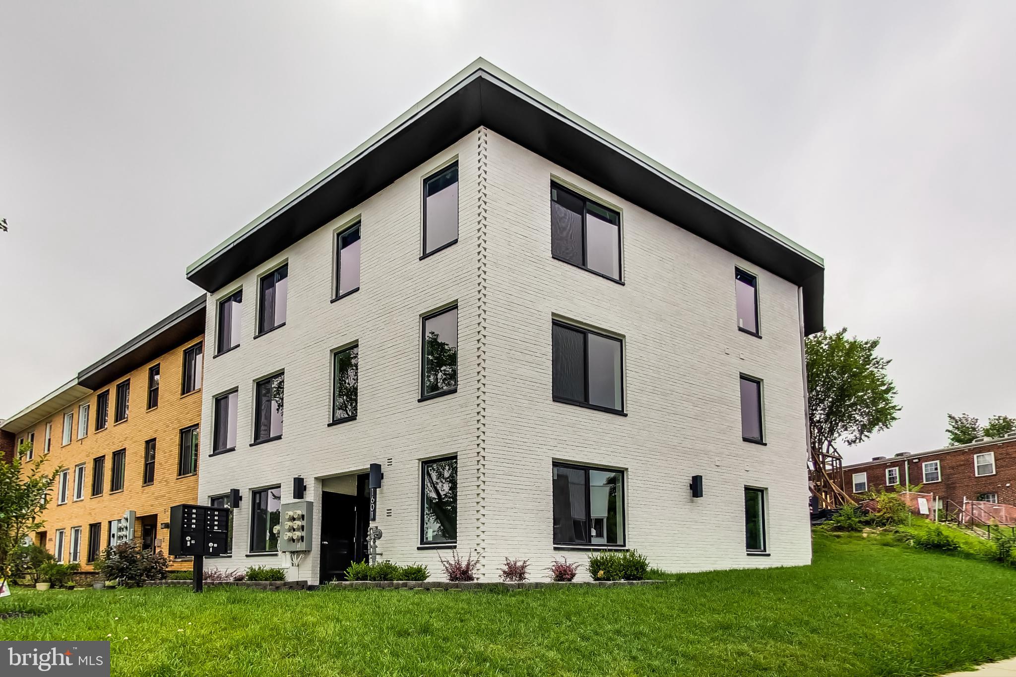 1601 North Carolina Ave NE #5