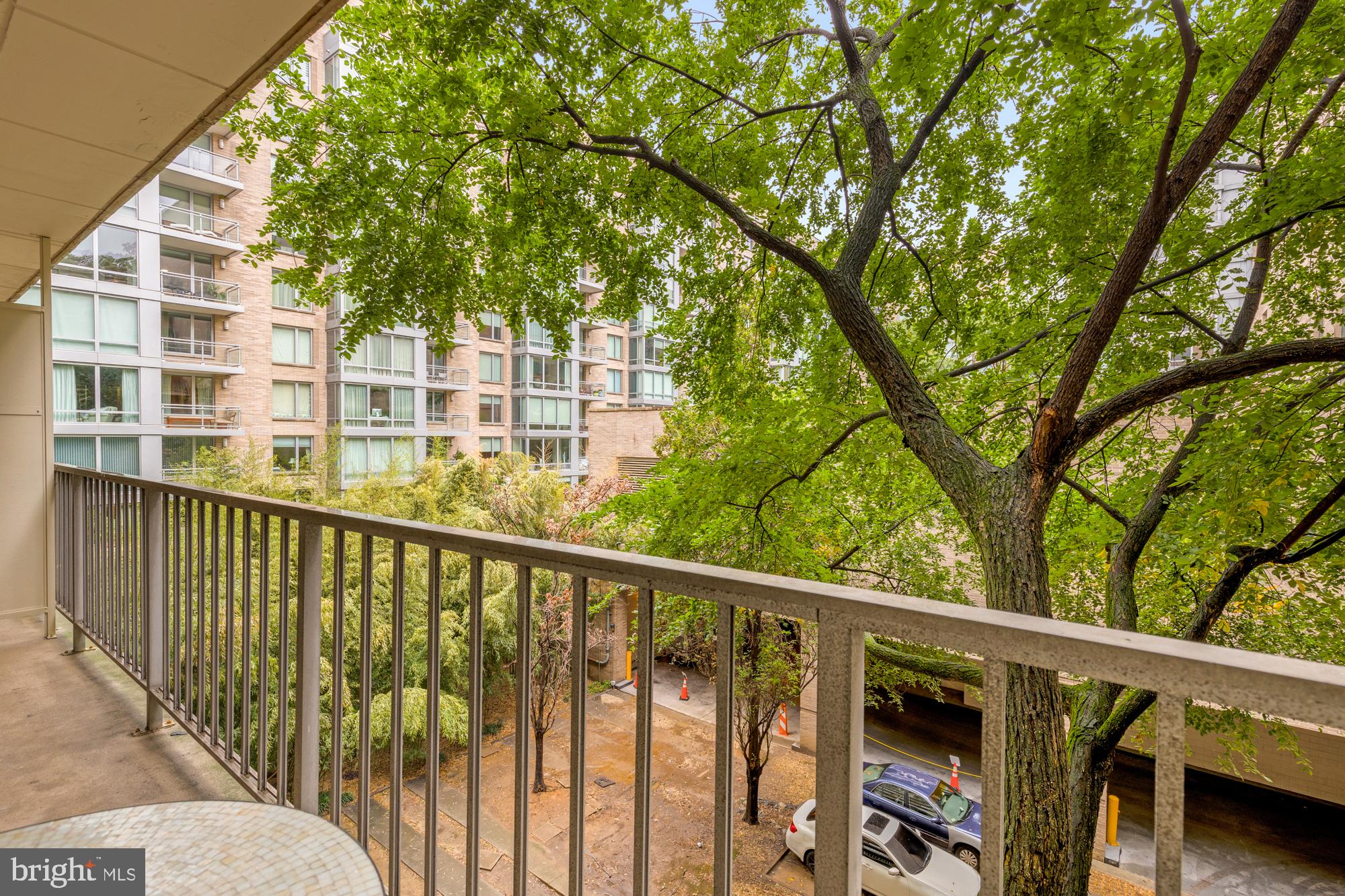 2201 L St NW #418