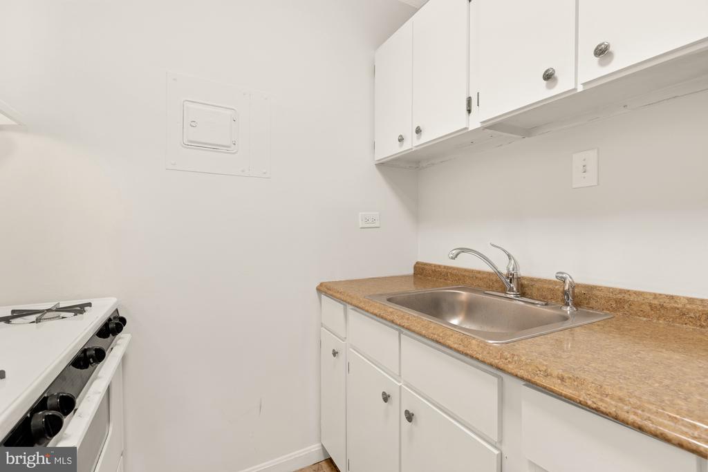 2201 L St NW #418