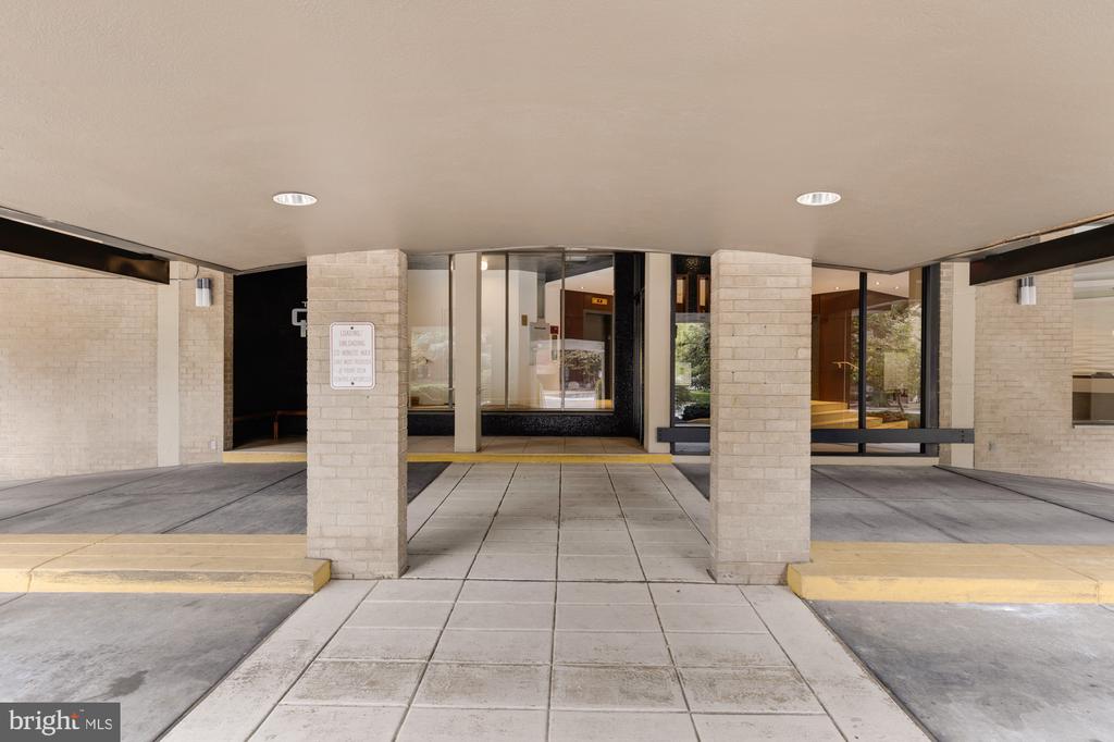 2201 L St NW #418