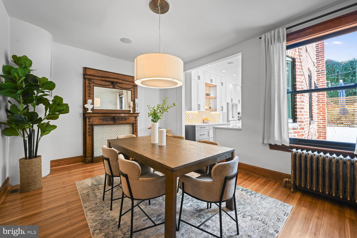 1206 Euclid St NW