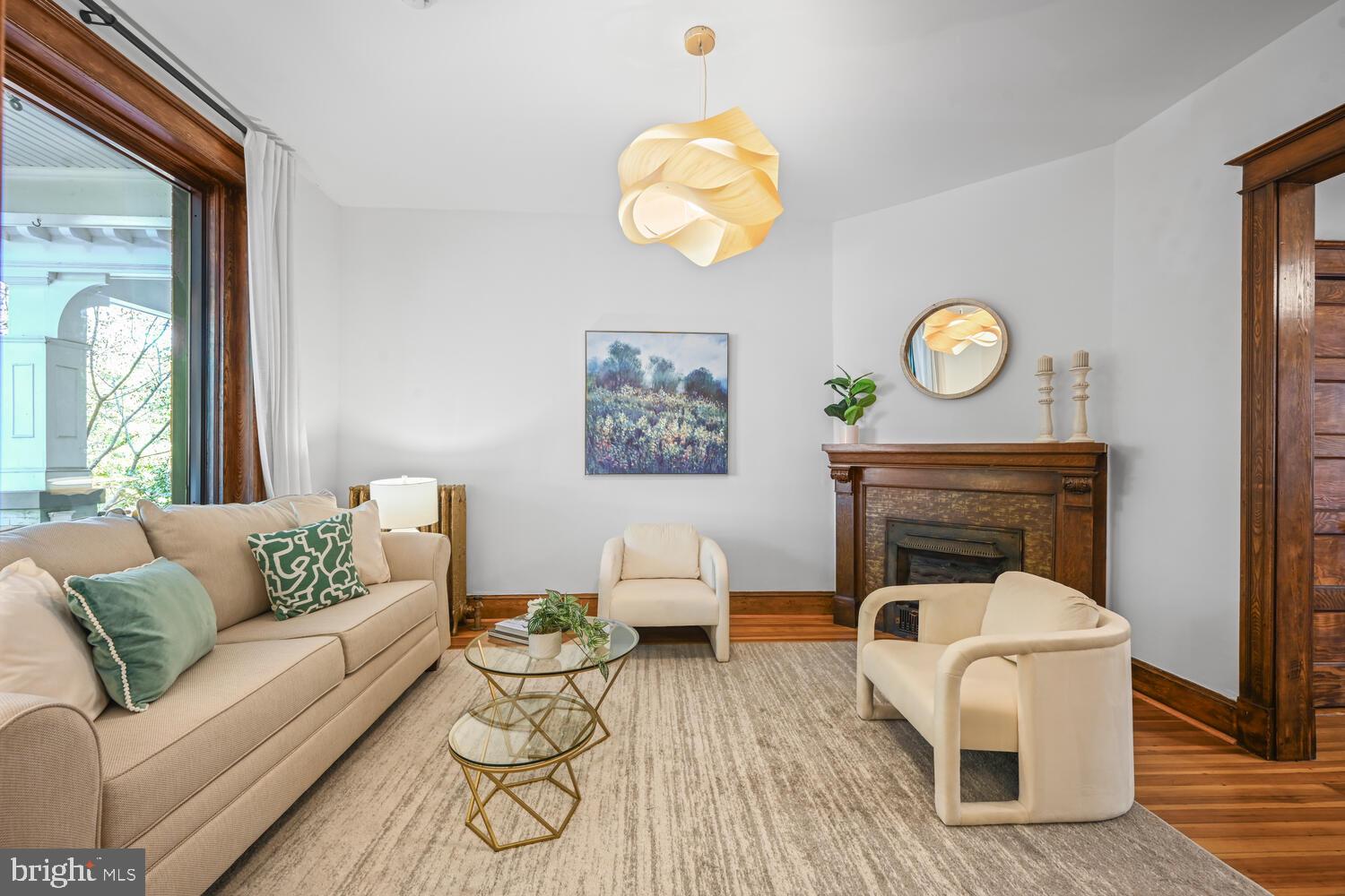 1206 Euclid St NW