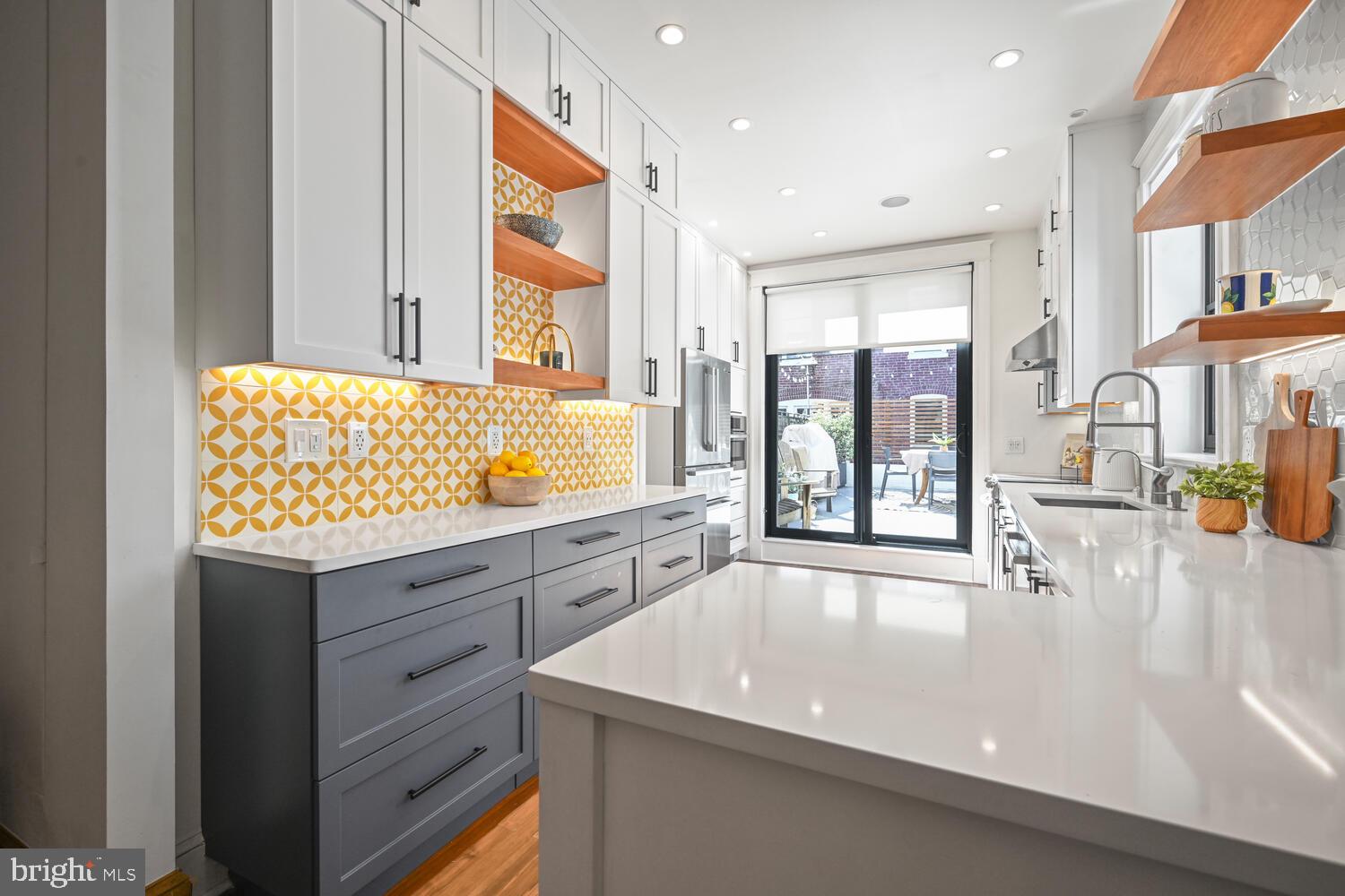 1206 Euclid St NW