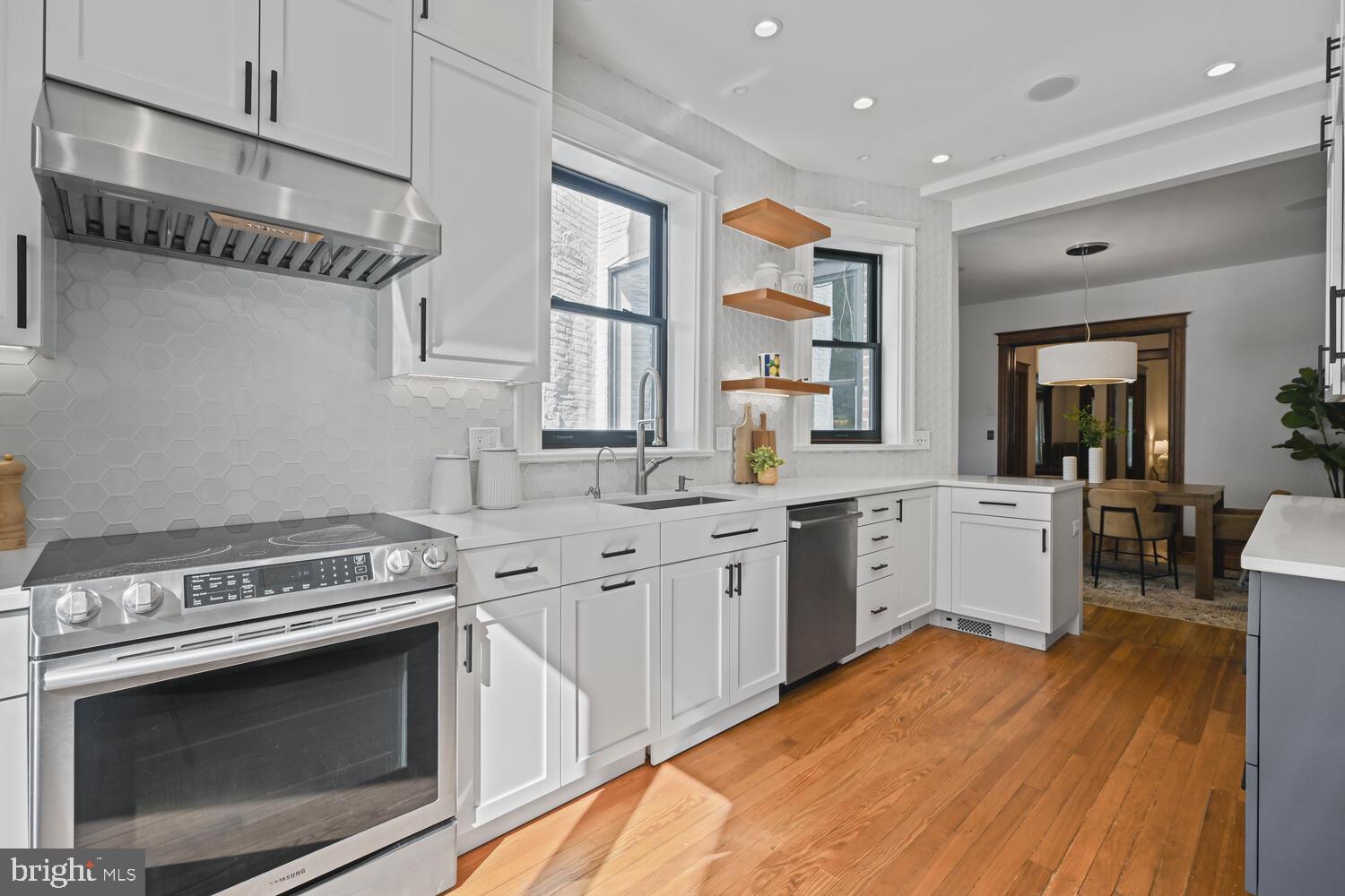 1206 Euclid St NW
