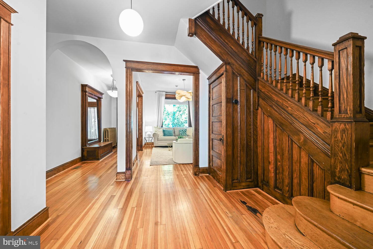 1206 Euclid St NW