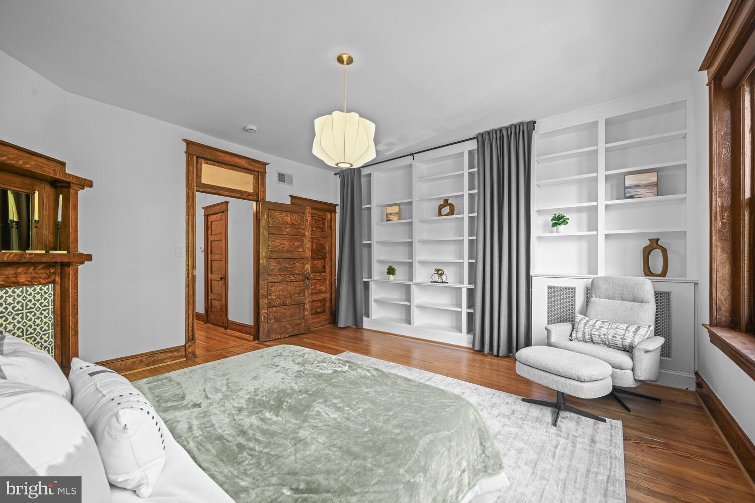 1206 Euclid St NW