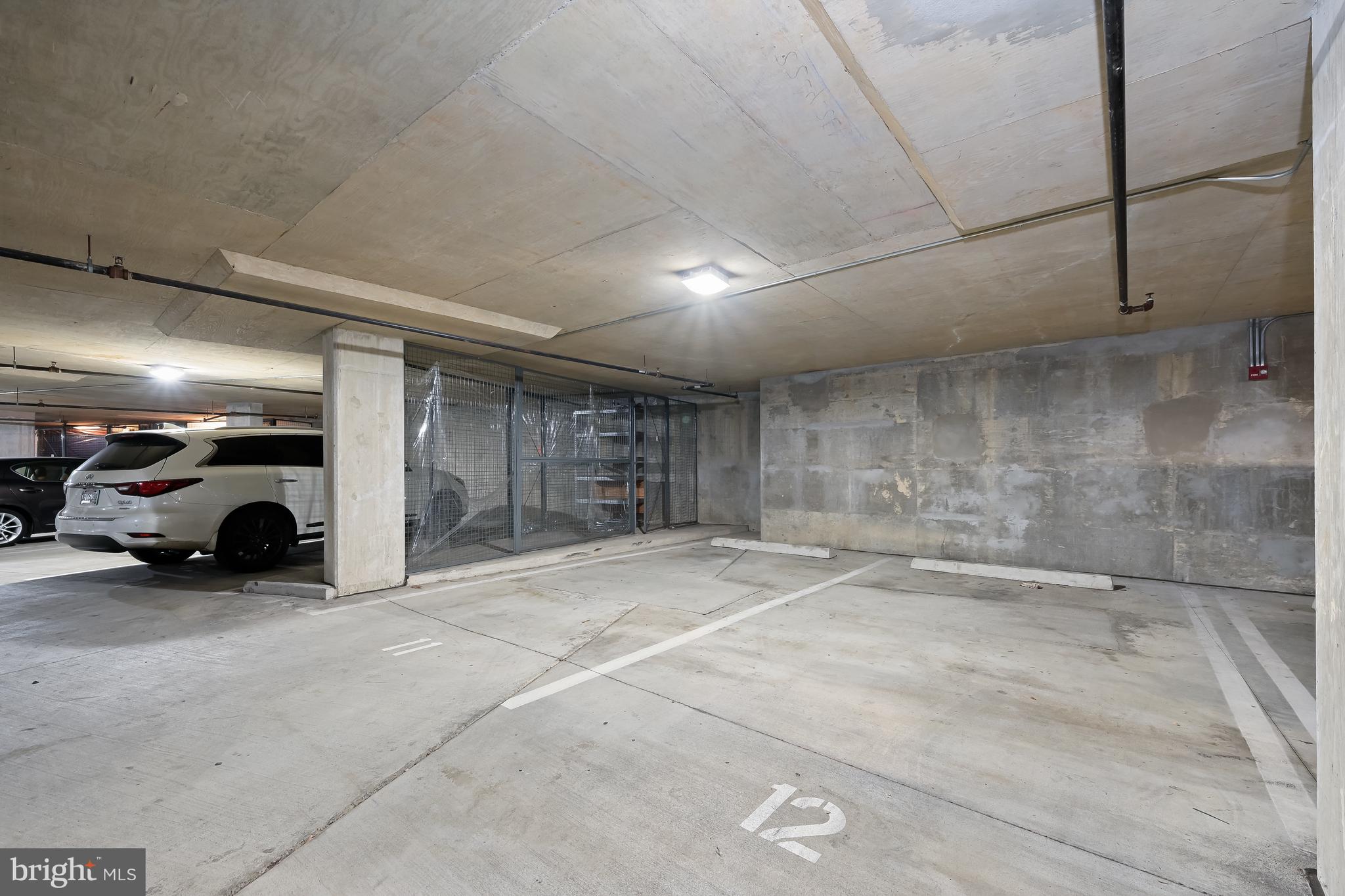 2501 Wisconsin Ave NW #207