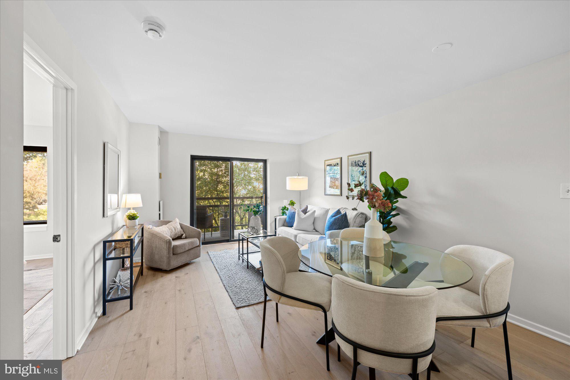2111 Wisconsin Ave NW #322