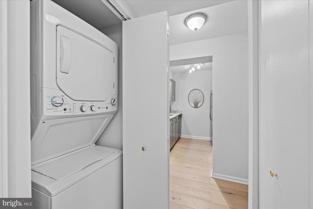 2111 Wisconsin Ave NW #322