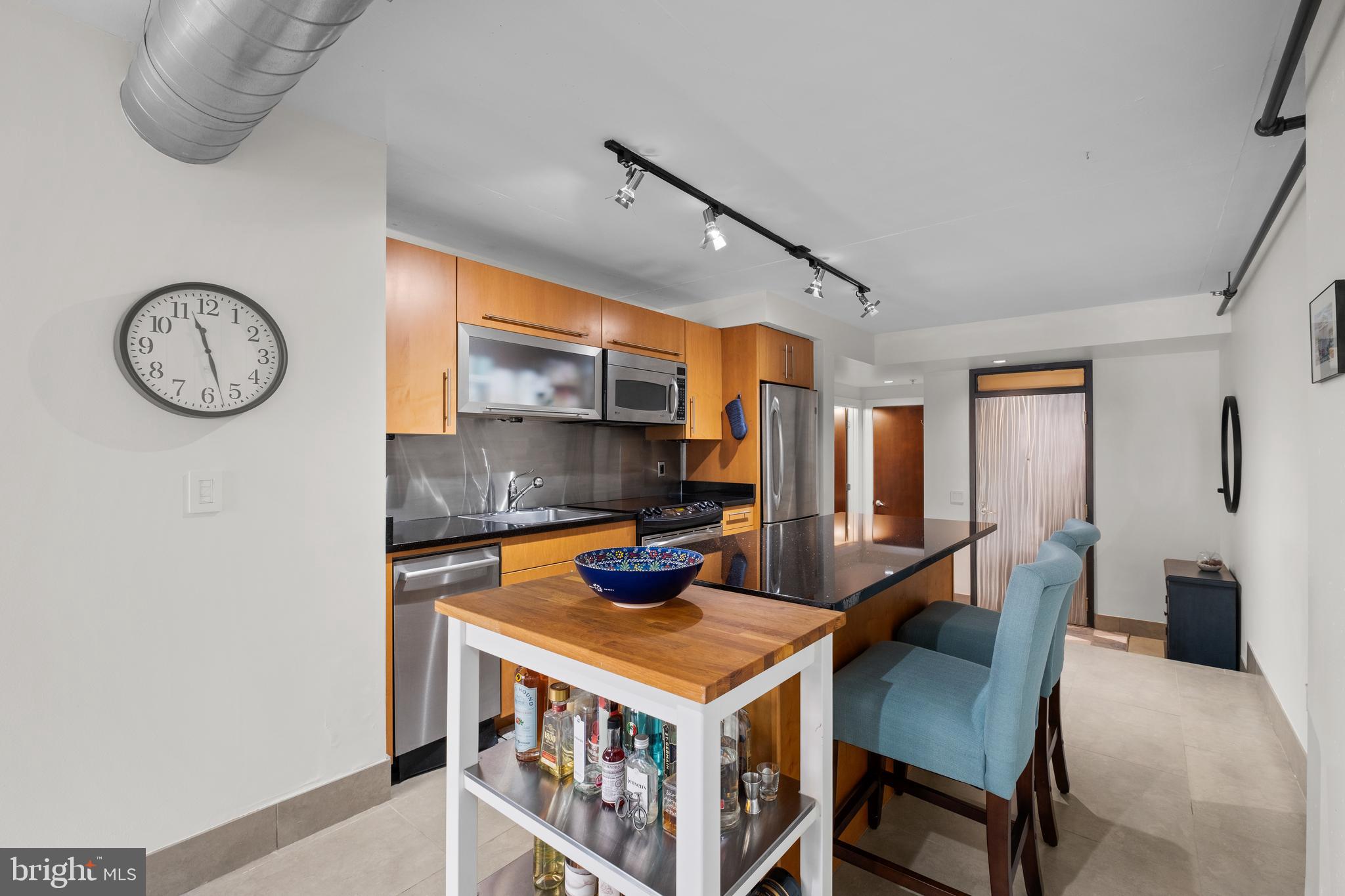 1133 14th St NW #210