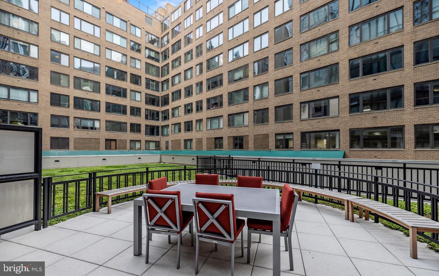 1133 14th St NW #210
