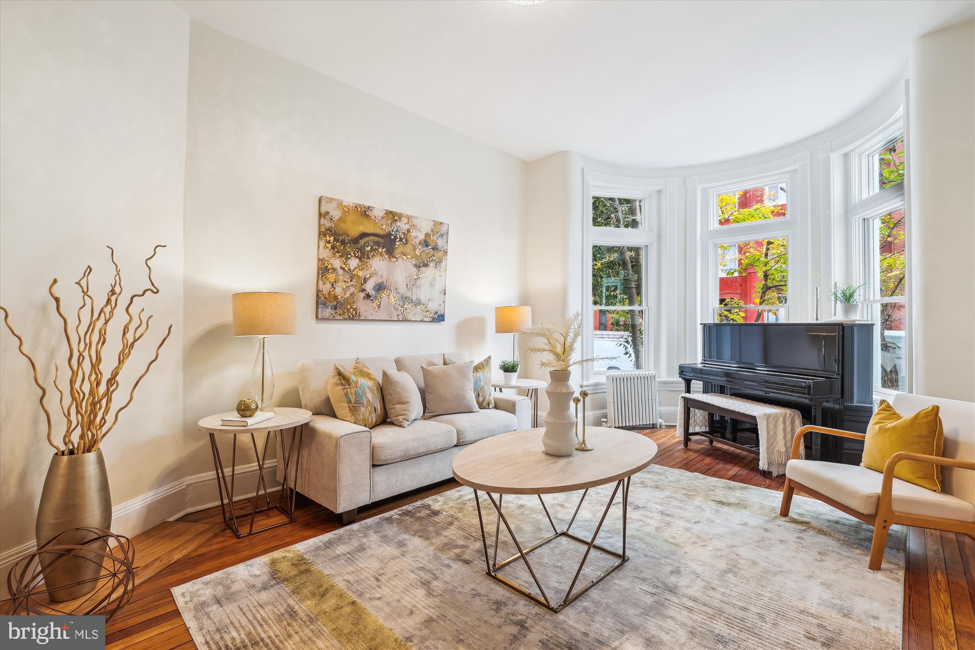 935 Westminster St NW
