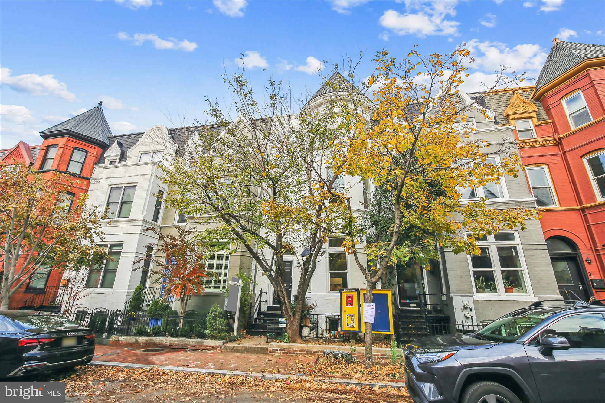 935 Westminster St NW
